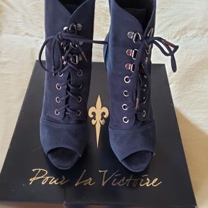 Blue Lonlee Suede Ankle Boots